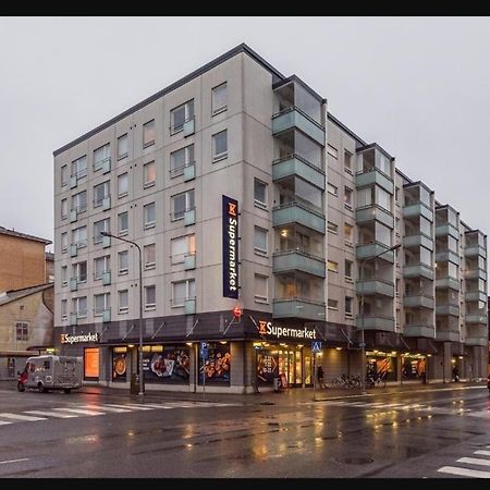 Apartment In City - Antinkatu Pori Buitenkant foto